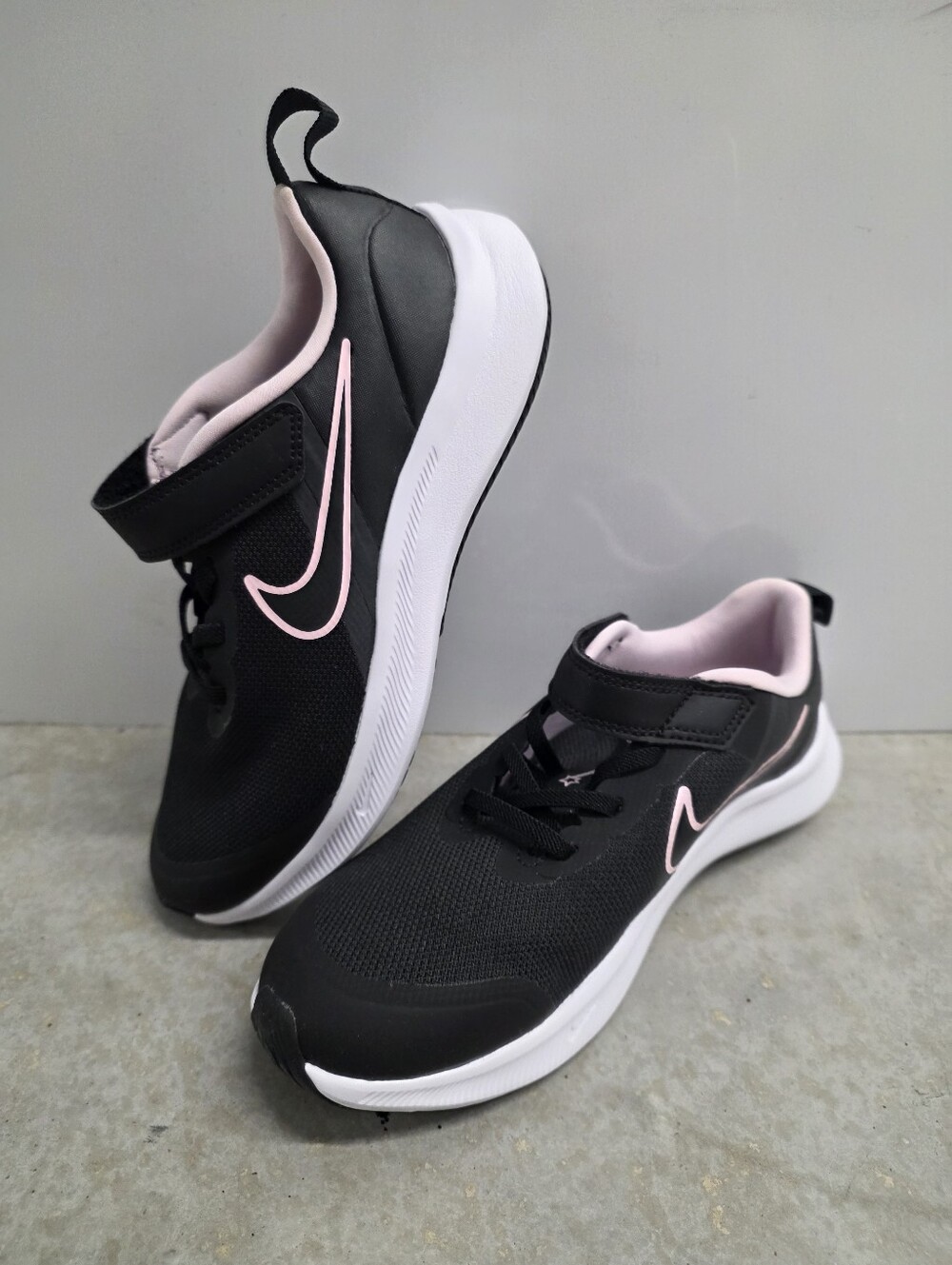 Nike Star Runner 3 kids' shoes Black And PINK size 2.5